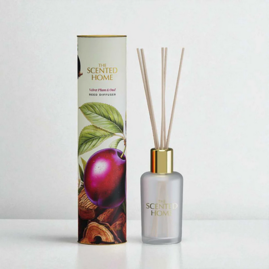 Ashleigh & Burwood Velvet Plum & Oud Geurstokjes 150ml Ashleigh & Burwood Velvet Plum & Oud Geurstokjes 150ml